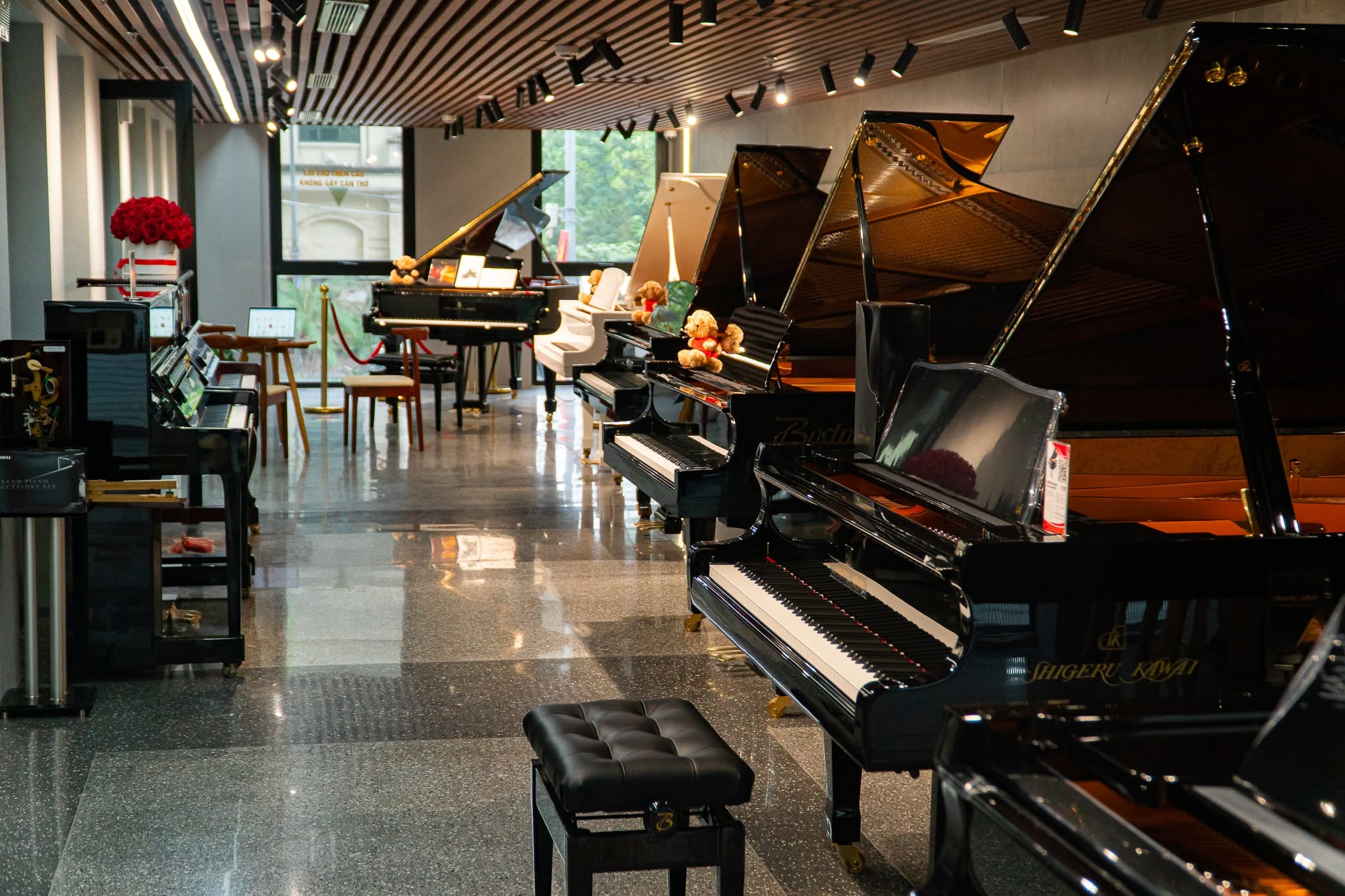 Showroom Hào Nam — Flagship Store & Art Academy, Hà Nội
