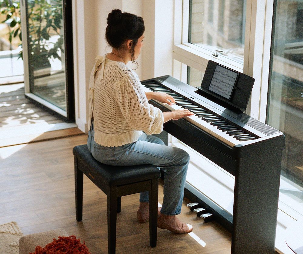 Người mới học đàn với Roland FP-40