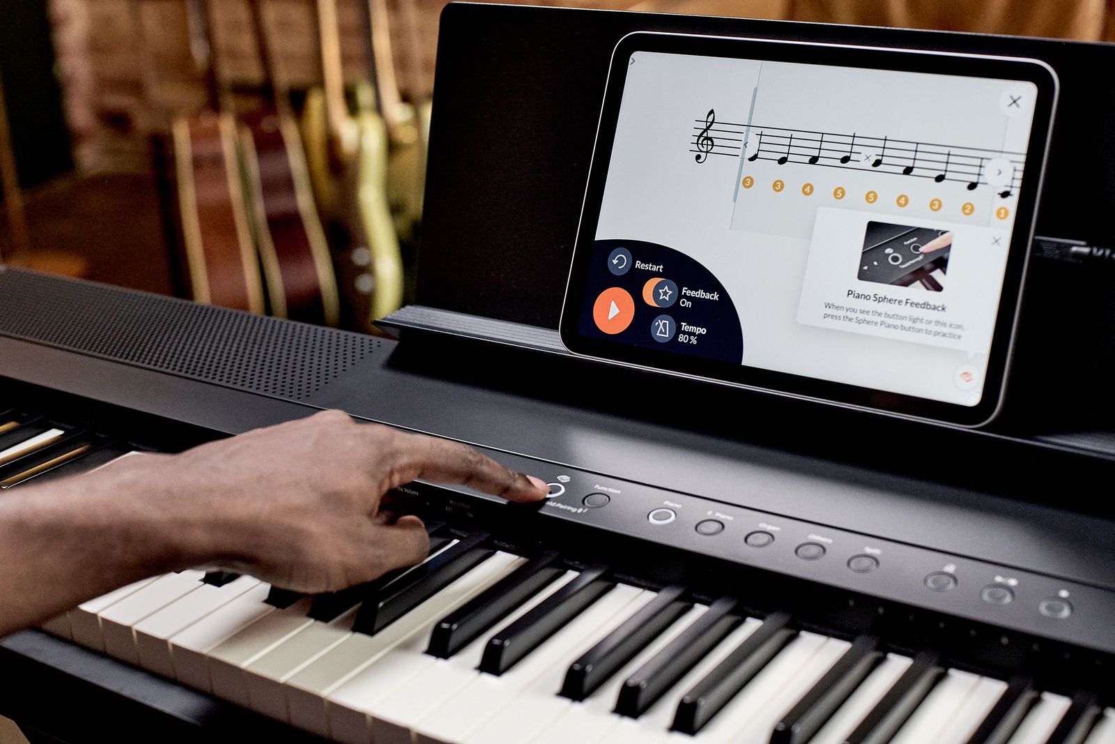 Roland FP-40 kết nối app học đàn trên máy tính bảng